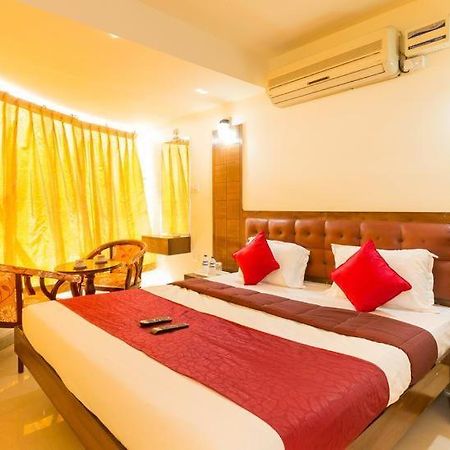 Hotel Clifton Hyderabad Exterior photo
